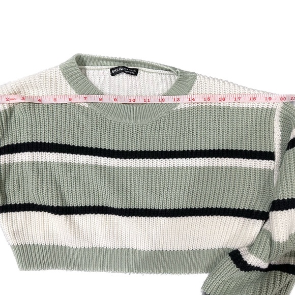SHEIN Knitted Color Block Drop Shoulder Sweater | Medium - Picture 2 of 3
